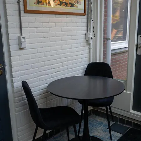 Bed & Breakfast Sunflower Leiden