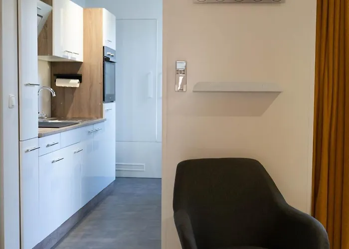 Oda ve Kahvaltı Sunflower Leiden