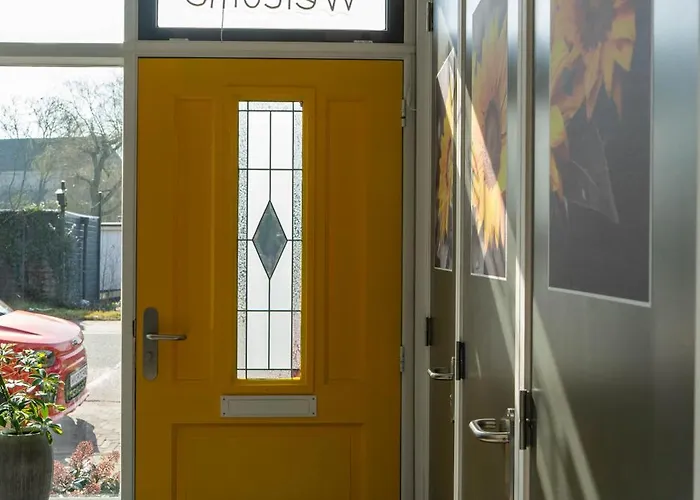 Oda ve Kahvaltı Sunflower