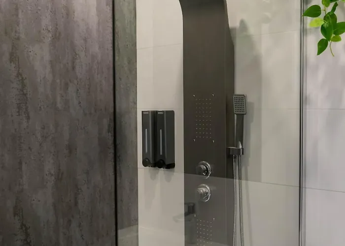 Sunflower Oda ve Kahvaltı 3*