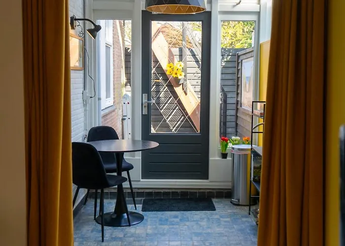 Sunflower Bed & Breakfast Leiden